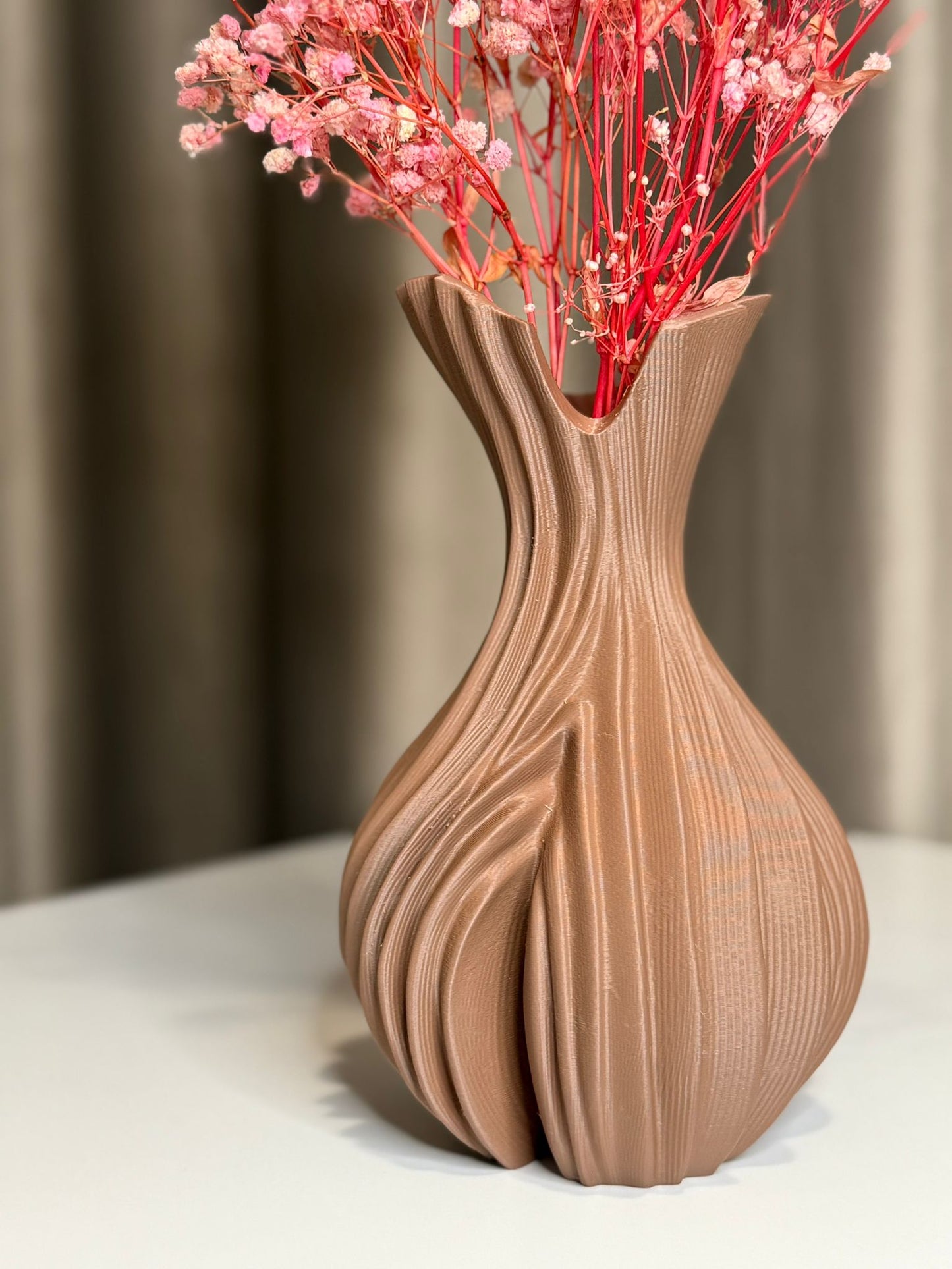Ripple Vase for Unique and Elegant Home Decor